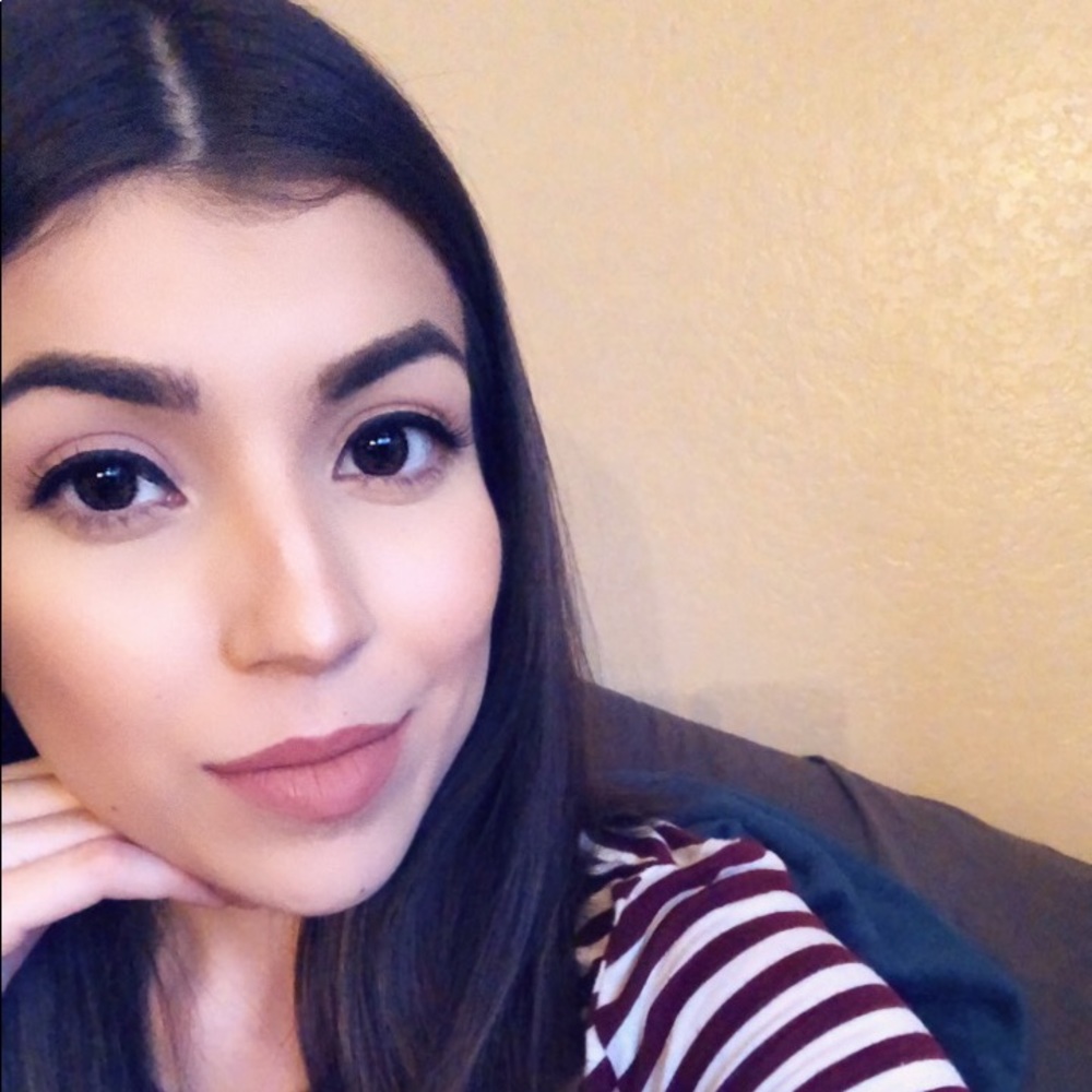 Meet your Posher, Arlene